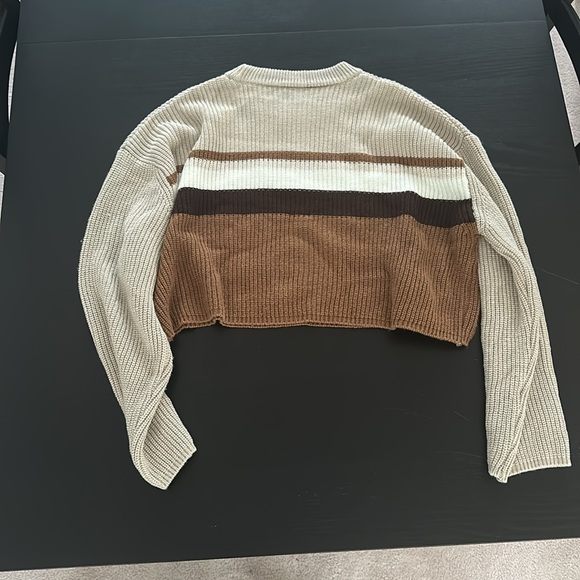 Garage tan and brown stripe sweater only worn once super soft, size large. - Picture 3 of 3